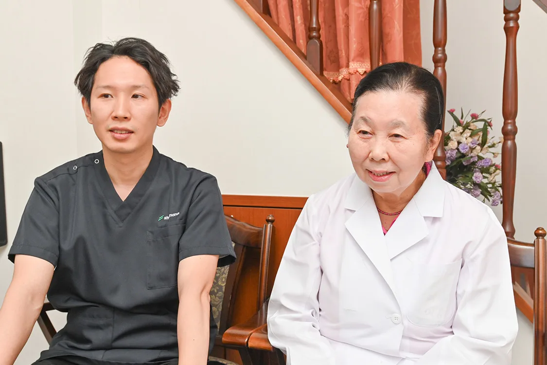 岡田 とし江 院長 & 岡田 征彦 副院長